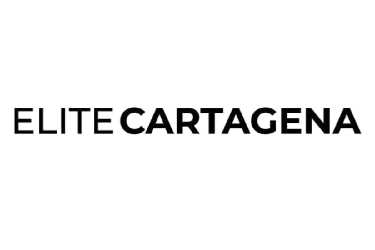 Elite Cartagena group celebration